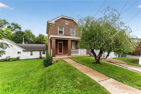 52 Queenston St, Pittsburgh, PA 15210