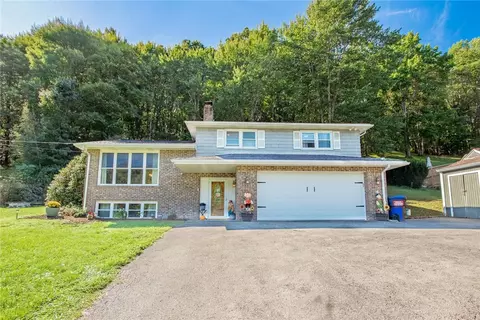 138 Saint Joe Rd, Butler, PA 16002