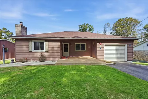 596 S Gosser Hill Rd, Leechburg, PA 15656