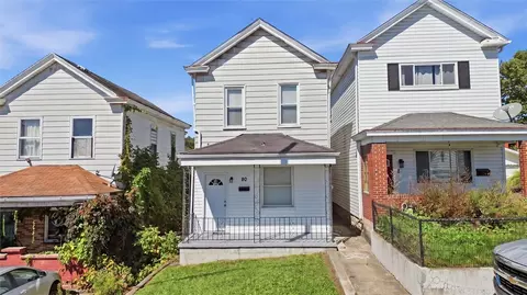 80 Mckinnie Ave, Mckees Rocks, PA 15136