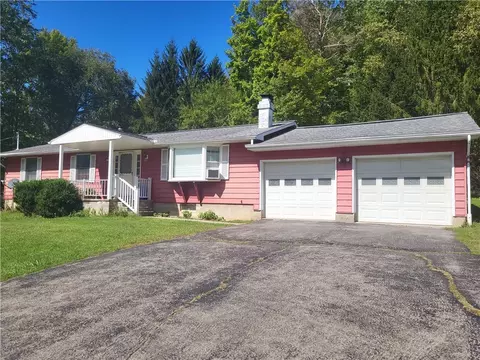 136 High St, Oil City, PA 16301