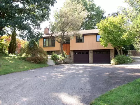 132 Orchard Dr, Mcmurray, PA 15317