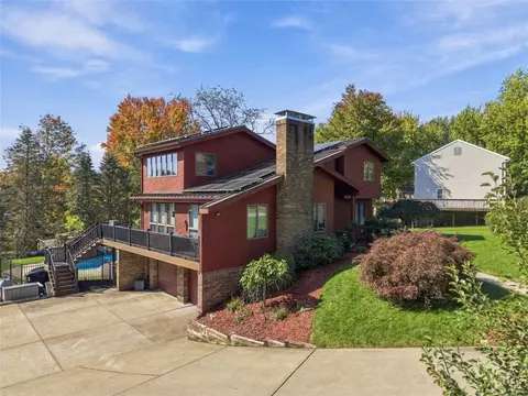 1601 Mountainview Dr, Gibsonia, PA 15044