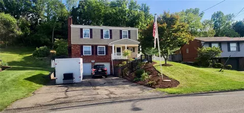 2919 Kings Mill Rd, Bethel Park, PA 15102