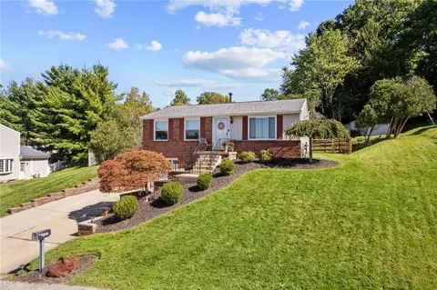 107 Frontenac Rd, New Kensington, PA 15068