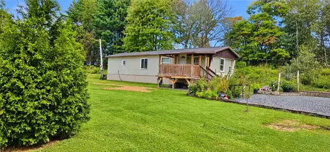 9286 Knox Dale Rd, Brookville, PA 15825