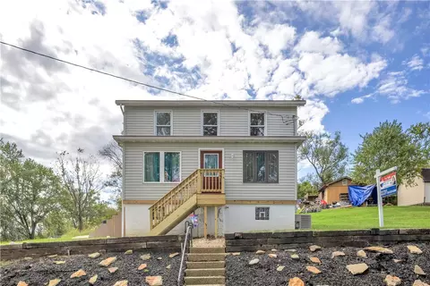 31 Penn, Manor, PA 15665