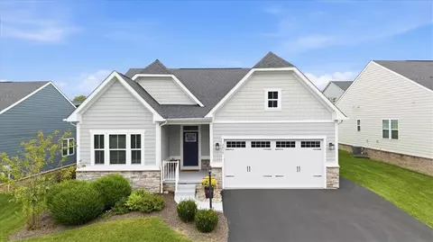 3015 Humbolt Pl, Valencia, PA 16059