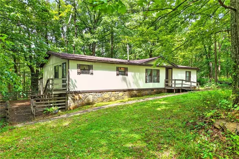 126 Roy Stout Rd, Champion, PA 15622