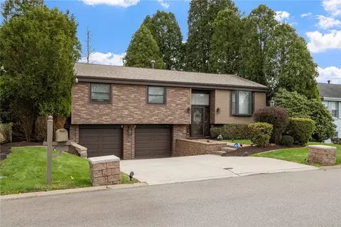 109 Brookmeade Dr, Pittsburgh, PA 15237