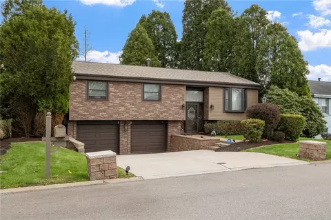 109 Brookmeade Dr, Pittsburgh, PA 15237