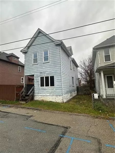125 Elm Ave, Monessen, PA 15062
