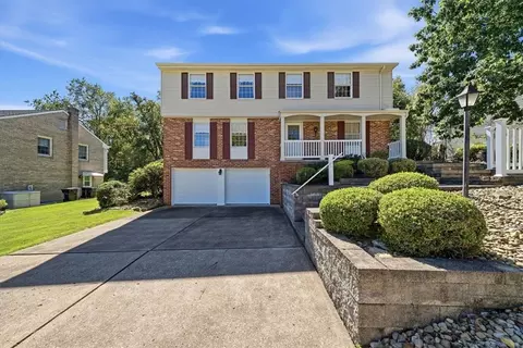 8458 Coventry Dr, Allison Park, PA 15101