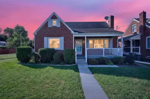 929 Painter Ave, Natrona Heights, PA 15065