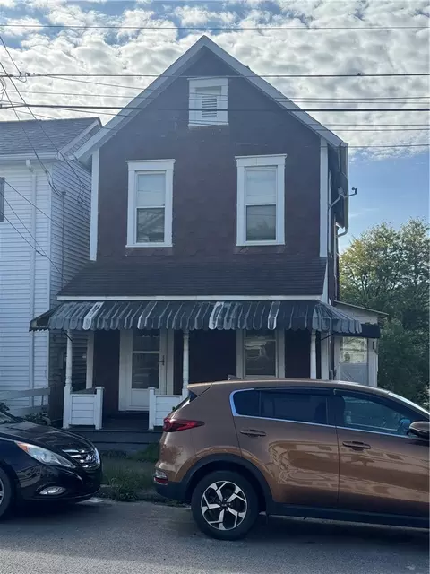 920 Fayette St, Washington, PA 15301