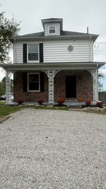 864 Clay Pike, North Huntingdon, PA 15642