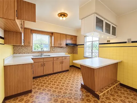 Kitchen - 459 Routh St, Monroeville, PA 15146 photo 4 of 4