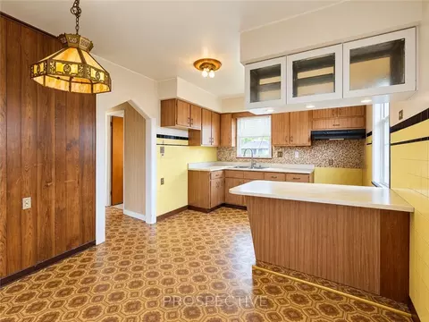 Kitchen - 459 Routh St, Monroeville, PA 15146 photo 2 of 4