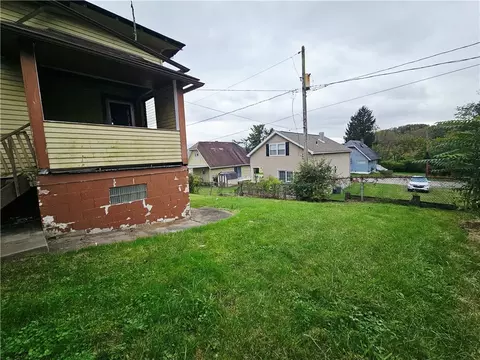 Exterior - 459 Routh St, Monroeville, PA 15146 photo 7 of 9