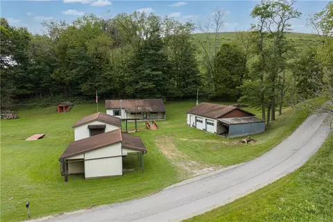 125 Fairview Church Rd, Graysville, PA 15337