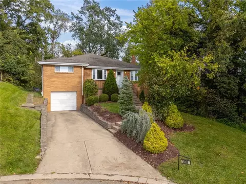 1808 Woodcove Pl, Pittsburgh, PA 15216