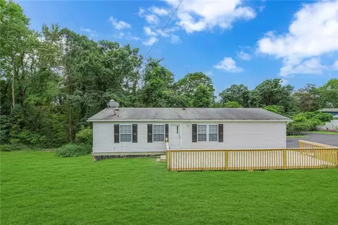 353 Pleasant Dr, Aliquippa, PA 15001