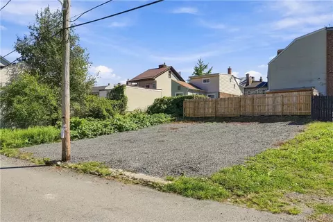 847 Lovitt Way, Pittsburgh, PA 15212