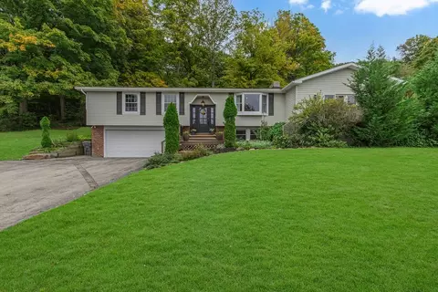 4173 River Rd, Beaver Falls, PA 15010