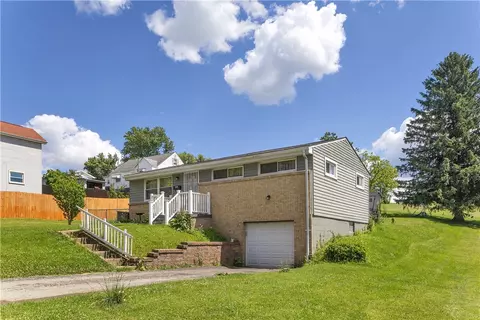 402 Highland Ave, Herminie, PA 15637