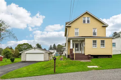 8 E Morehead Ave, New Castle, PA 16102