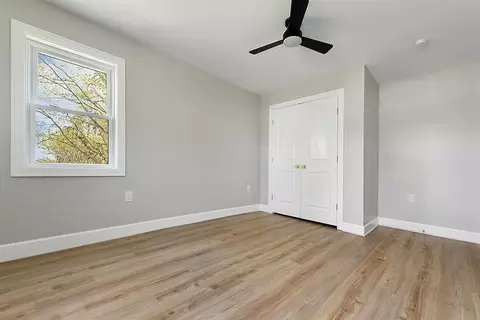 Bedroom - 1076 Chapel Rd, Monaca, PA 15061 photo 4 of 8