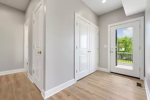 Entry Way - 1076 Chapel Rd, Monaca, PA 15061 photo 1 of 2