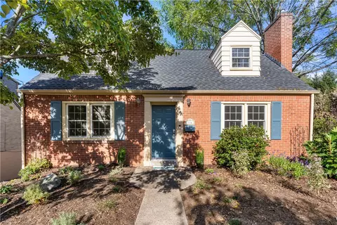 116 Seneca Dr, Pittsburgh, PA 15228