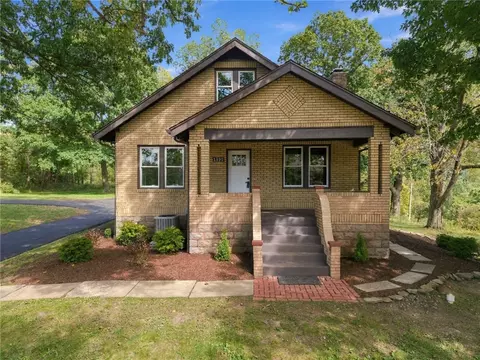 1890 Hulton Rd, Verona, PA 15147