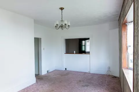 Living - 855 Jackson, Monaca, PA 15061 photo 3 of 3