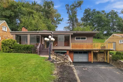 1045 Broughton Rd, Pittsburgh, PA 15236