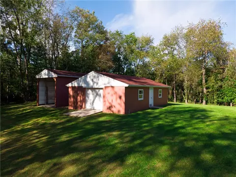 Exterior - 174 Mowry Rd, Monaca, PA 15061 photo 7 of 12