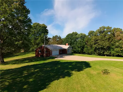 Exterior - 174 Mowry Rd, Monaca, PA 15061 photo 8 of 12