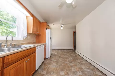Kitchen - 174 Mowry Rd, Monaca, PA 15061 photo 2 of 2