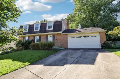 134 Peridot Dr, Verona, PA 15147