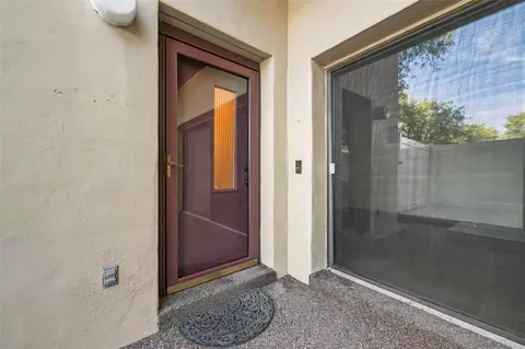 2034 Swallow Hl, Pittsburgh, PA 15220