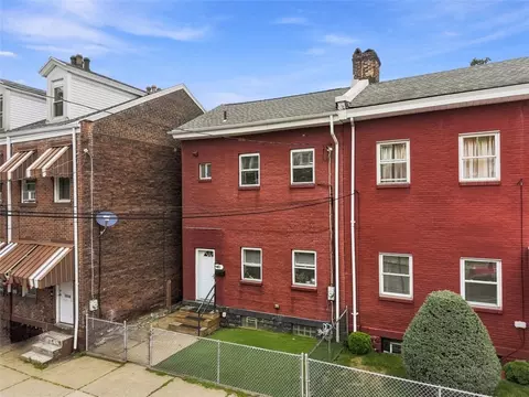117 44th St, Pittsburgh, PA 15201