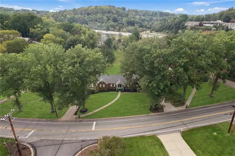 3601 Mccrady Rd, Pittsburgh, PA 15235