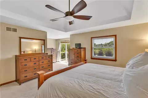 Bedroom - 7 Hawthorne Ln, Irwin, PA 15642 photo 2 of 5