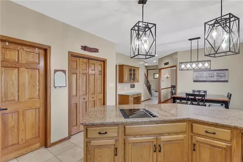 Kitchen - 7 Hawthorne Ln, Irwin, PA 15642 photo 2 of 3