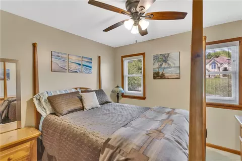 Bedroom - 7 Hawthorne Ln, Irwin, PA 15642 photo 5 of 5