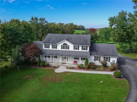 371 Hickernell Rd, Fombell, PA 16123