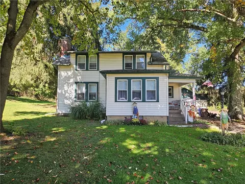 440 W Water St, Slippery Rock, PA 16057