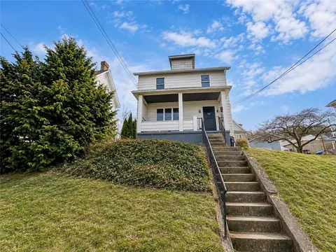 746 6th Ave, Coraopolis, PA 15108