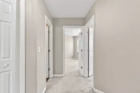 Entry Way - 193 Lockheed Dr, Coraopolis, PA 15108 photo 2 of 2